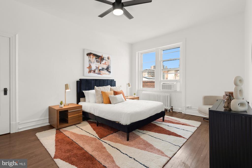 1725 17TH STREET NW Unit: 405