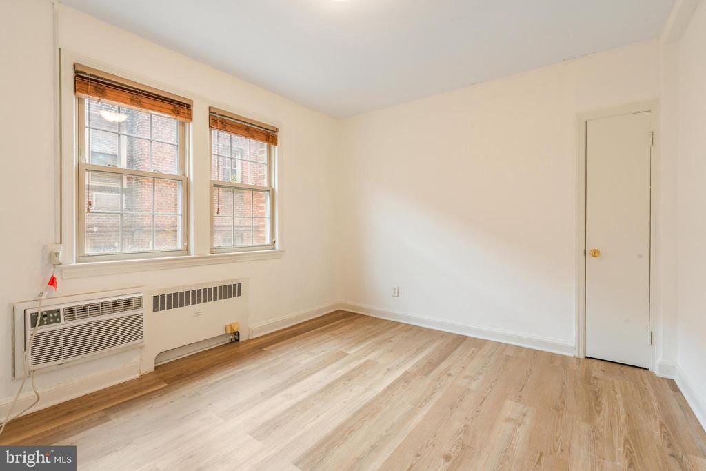 3028 WISCONSIN AVENUE NW Unit: 206