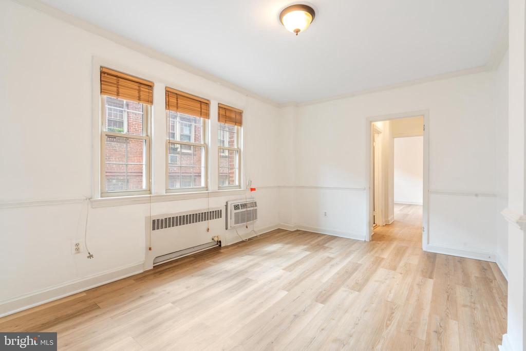 3028 WISCONSIN AVENUE NW Unit: 206