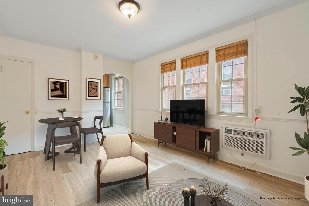 3028 WISCONSIN AVENUE NW Unit: 206