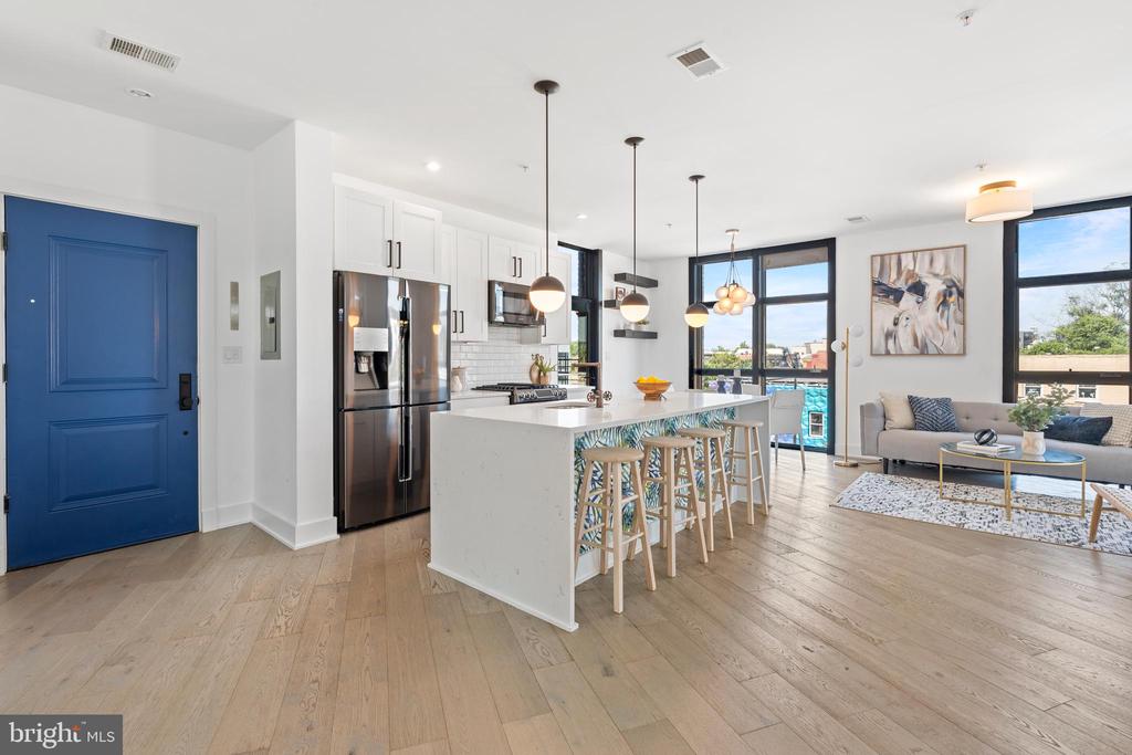 1402 H STREET NE Unit: 301