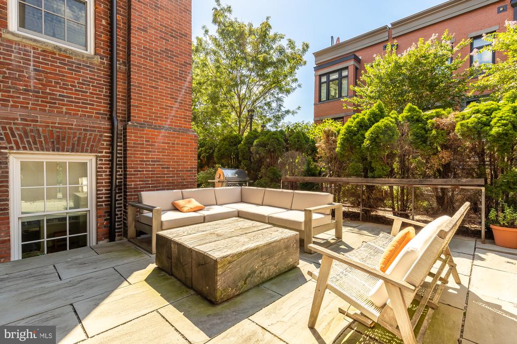 1324 E STREET SE Unit: #107