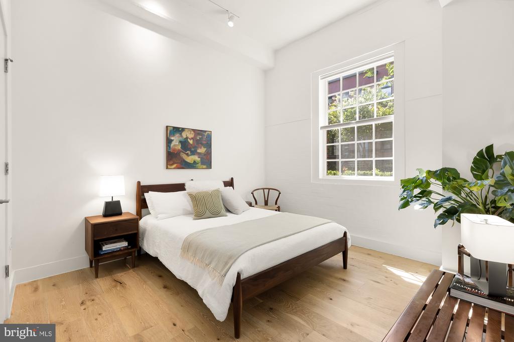 1324 E STREET SE Unit: #107