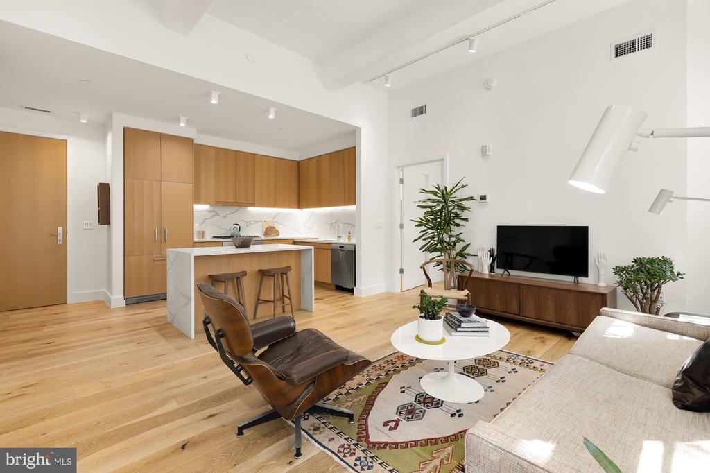 1324 E STREET SE Unit: #107
