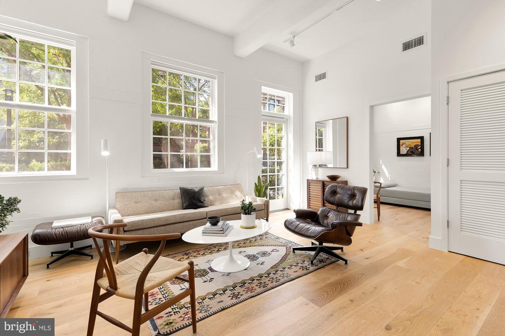 1324 E STREET SE Unit: #107