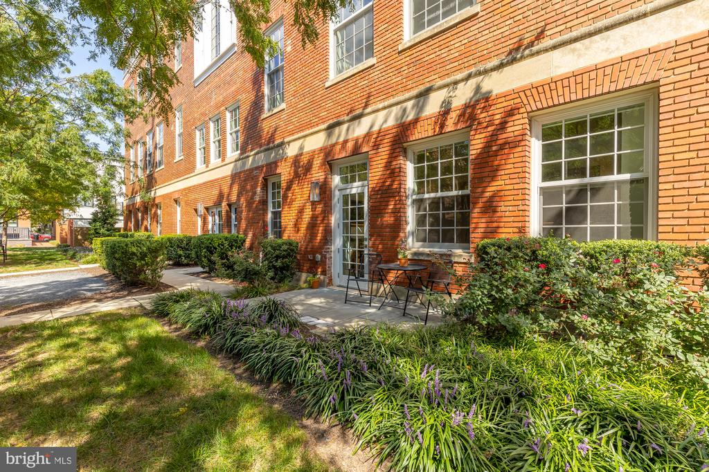 1324 E STREET SE Unit: #107