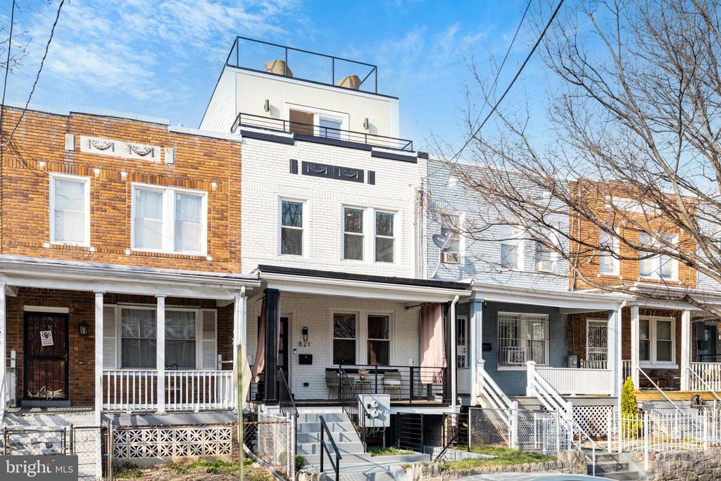 821 DECATUR STREET NW