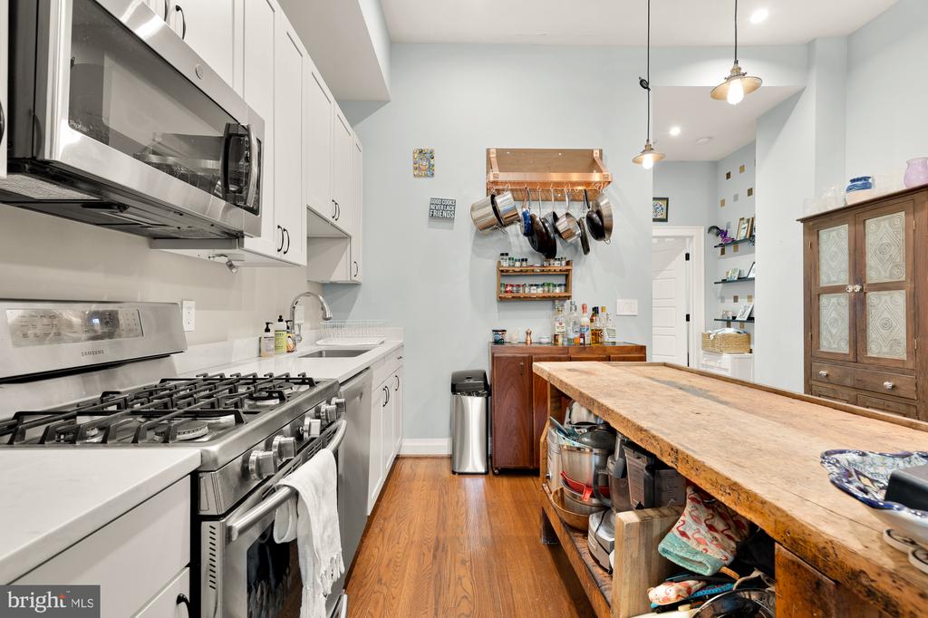 1109 M STREET NW Unit: 5