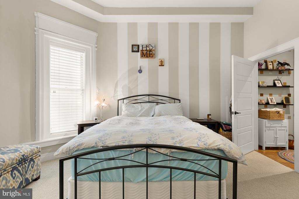 1109 M STREET NW Unit: 5