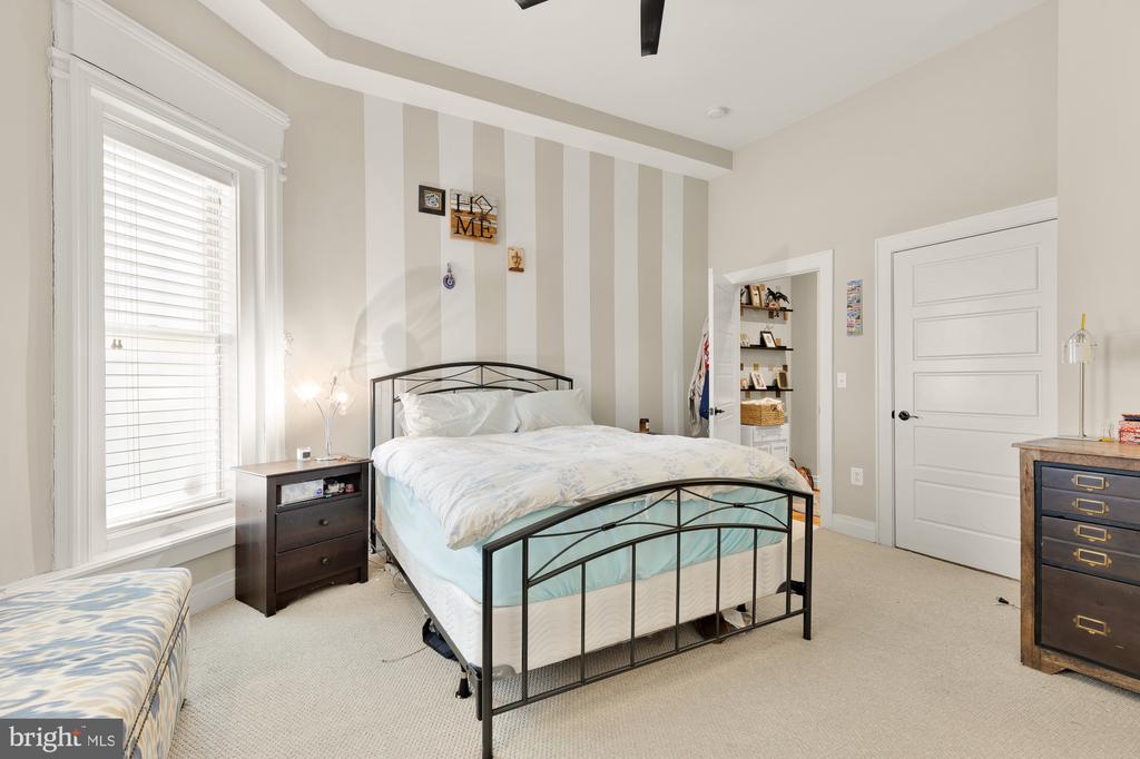 1109 M STREET NW Unit: 5