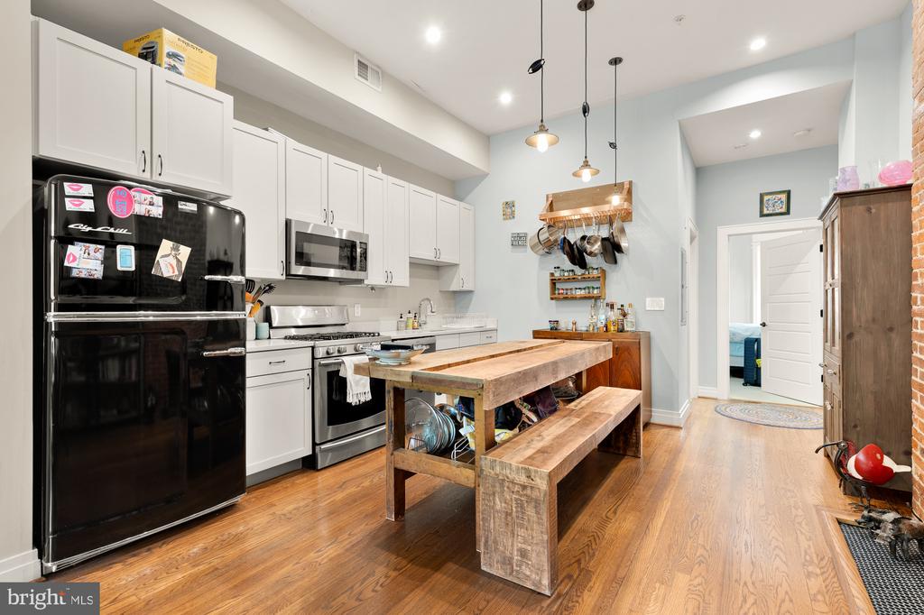 1109 M STREET NW Unit: 5