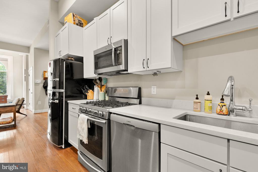 1109 M STREET NW Unit: 5