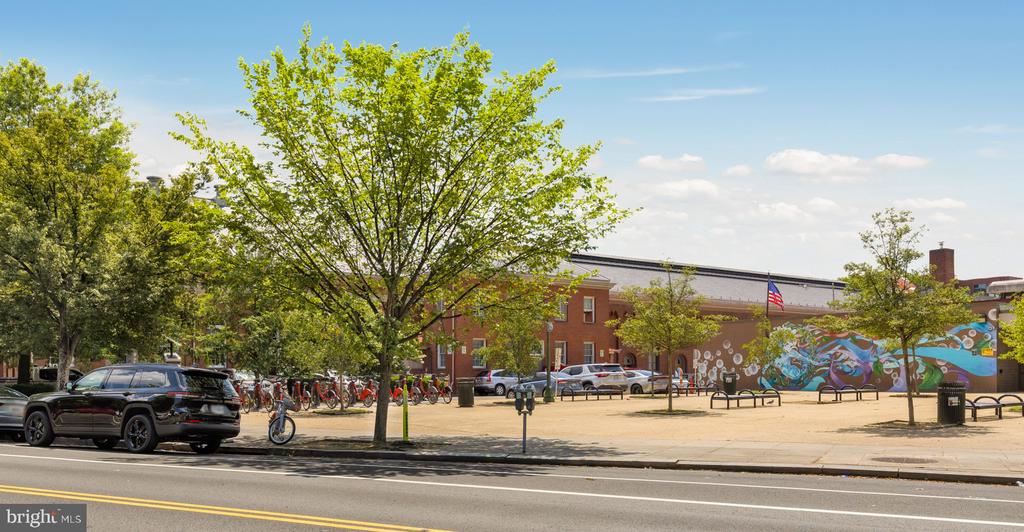 634 NORTH CAROLINA AVENUE SE Unit: 1