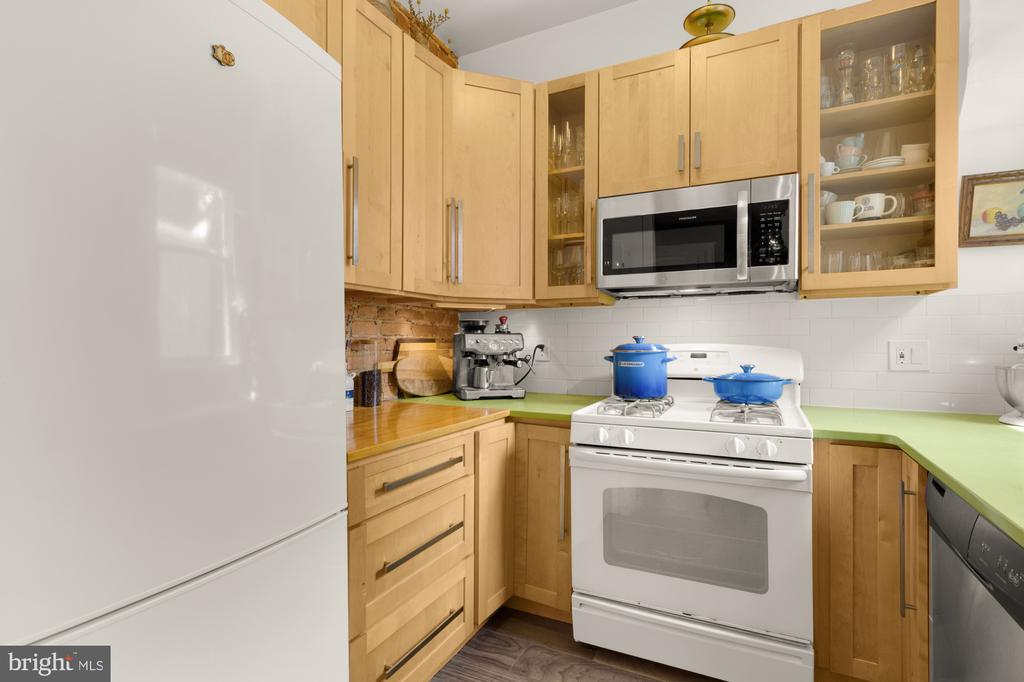 634 NORTH CAROLINA AVENUE SE Unit: 1