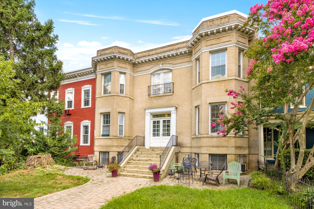 634 NORTH CAROLINA AVENUE SE Unit: 1