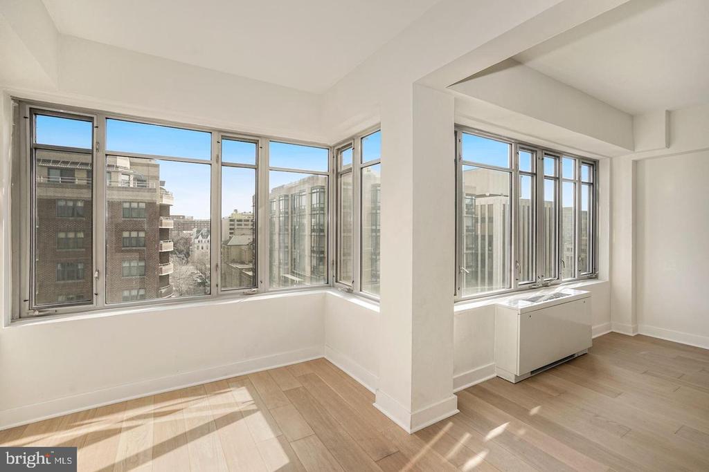 1711 MASSACHUSETTS AVENUE NW Unit: 727