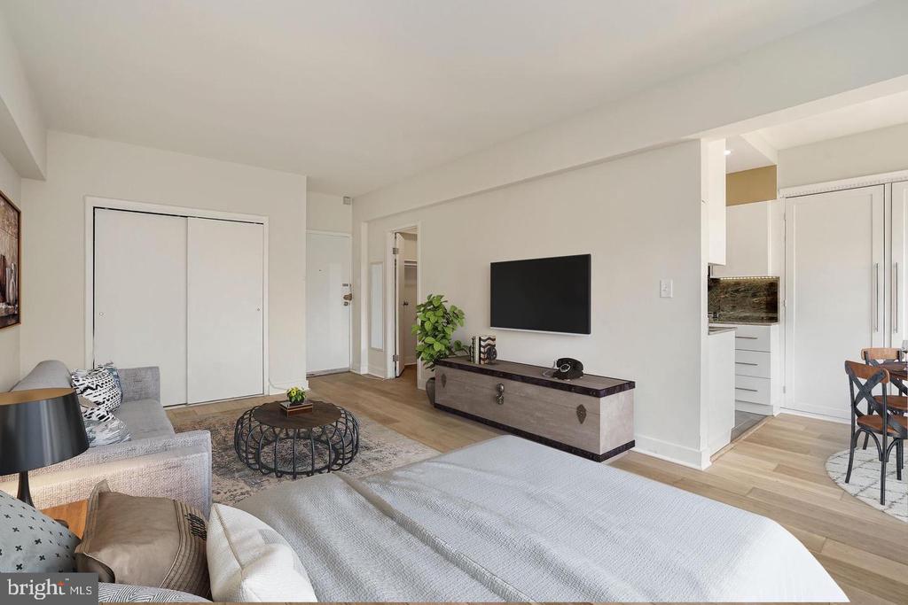 1711 MASSACHUSETTS AVENUE NW Unit: 727