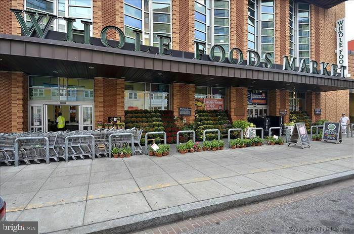 1420 N N STREET NW Unit: 211