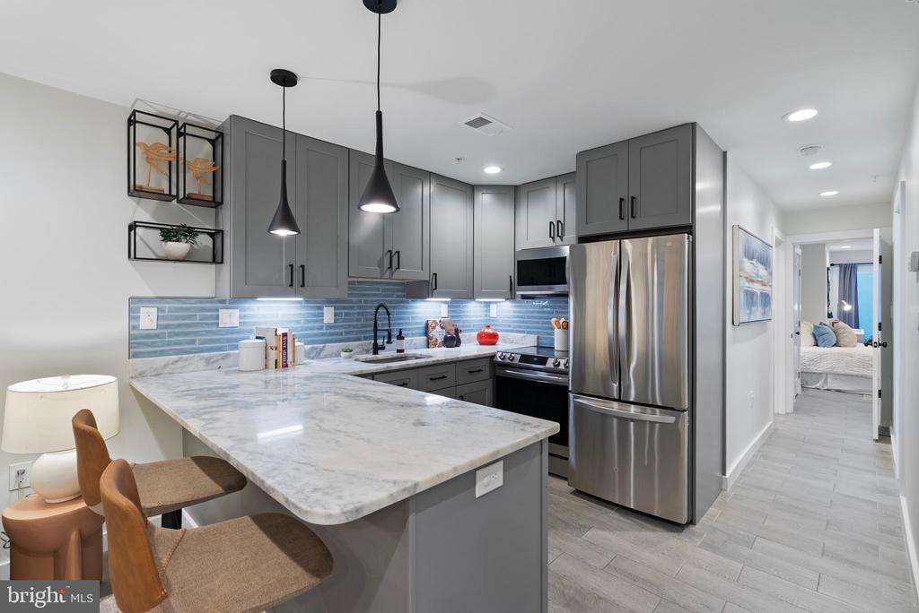 210 VARNUM STREET NW Unit: 1