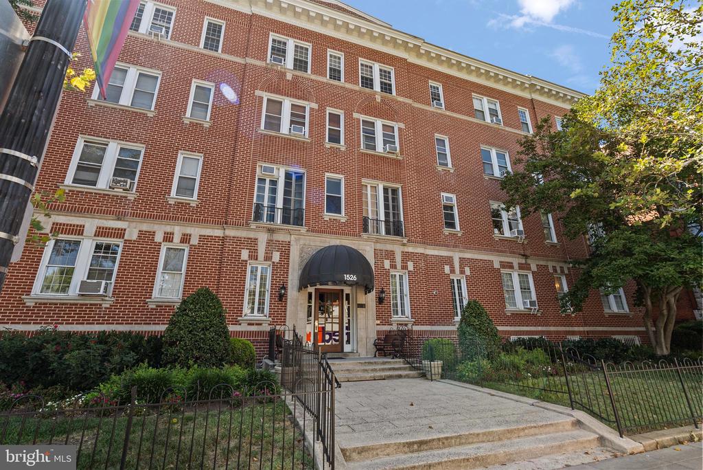 1526 17TH STREET NW Unit: 115
