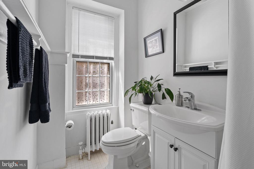 1526 17TH STREET NW Unit: 115