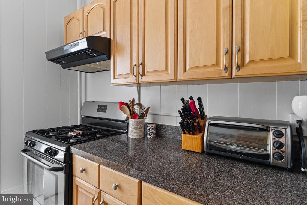 1526 17TH STREET NW Unit: 115