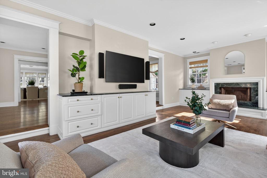3804 KANAWHA STREET NW