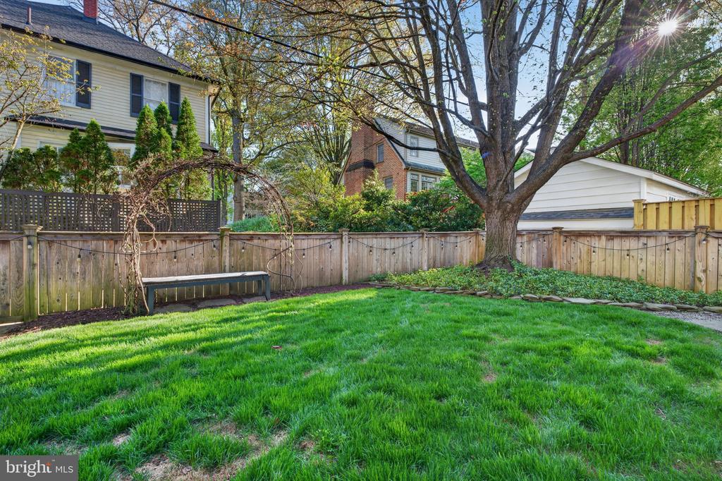 3804 KANAWHA STREET NW