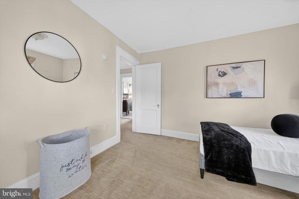 3804 KANAWHA STREET NW