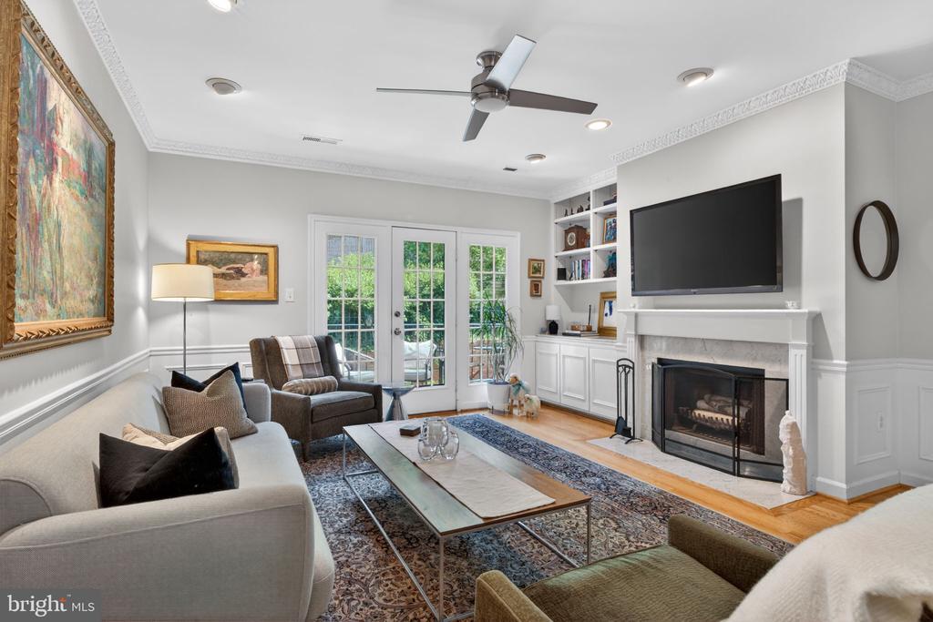4625 MACARTHUR BOULEVARD NW Unit: B