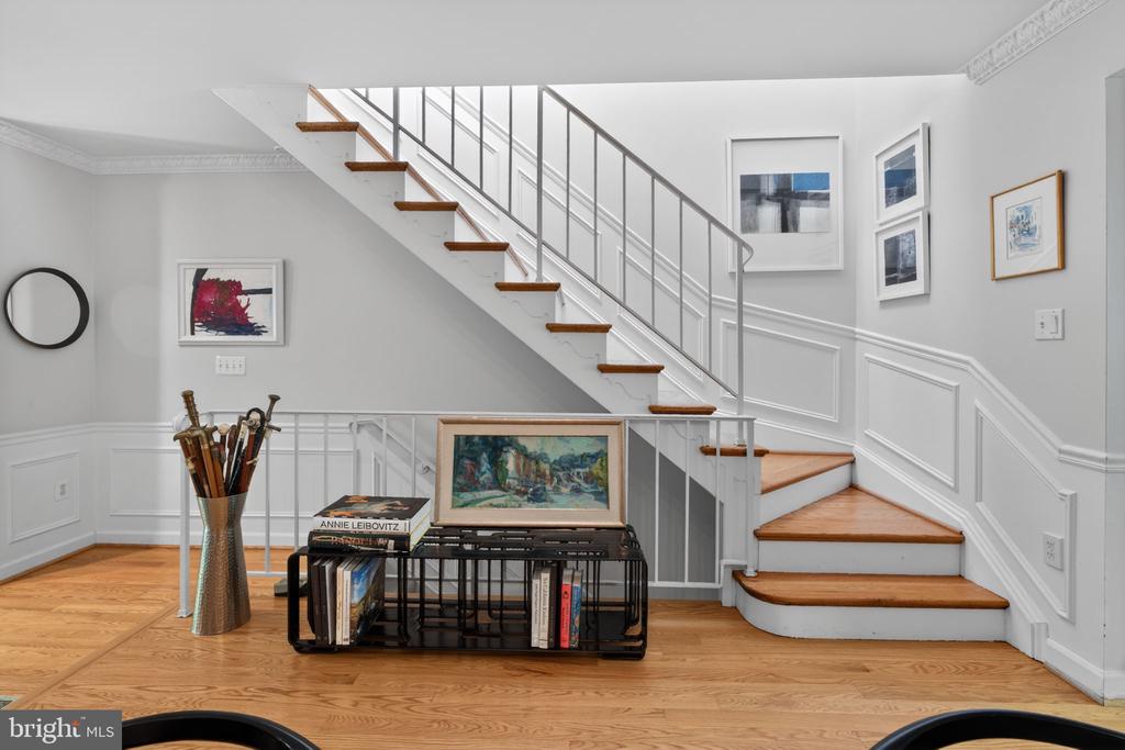 4625 MACARTHUR BOULEVARD NW Unit: B
