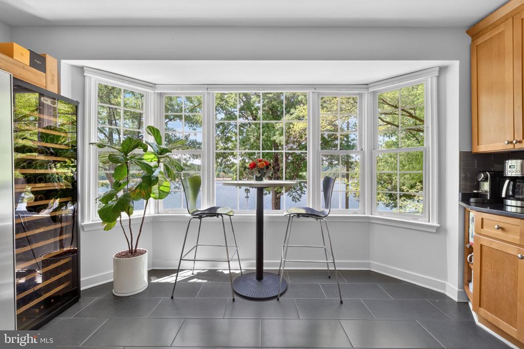 4625 MACARTHUR BOULEVARD NW Unit: B