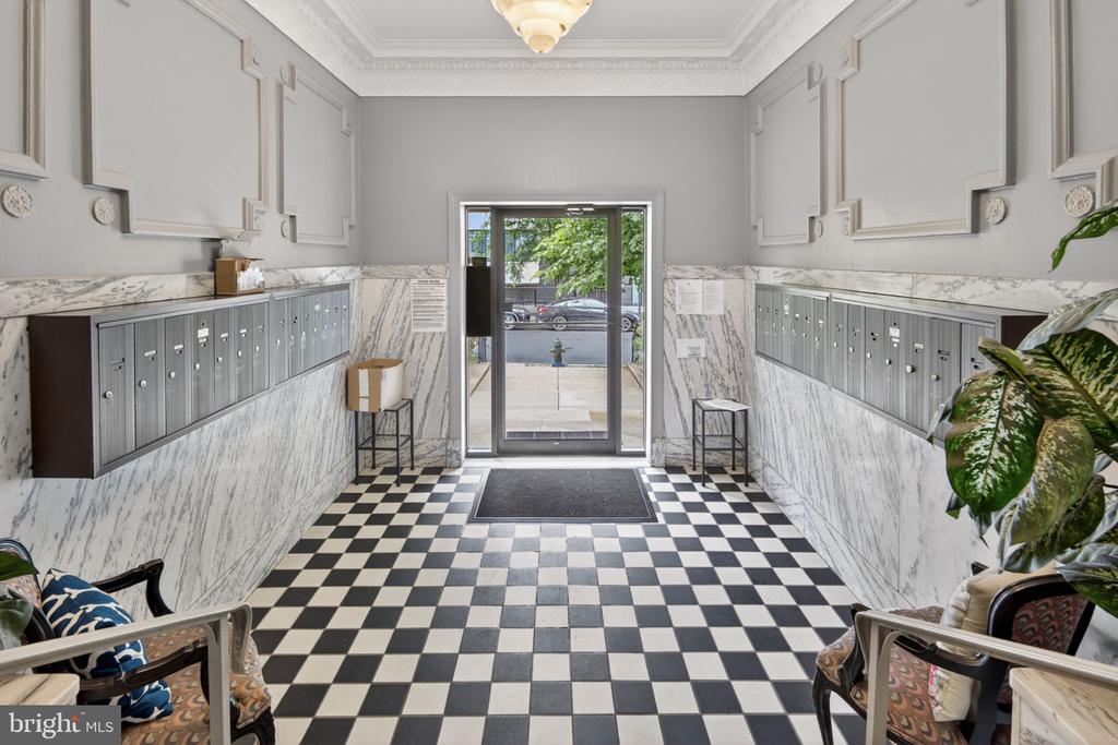 2145 CALIFORNIA STREET NW Unit: 108