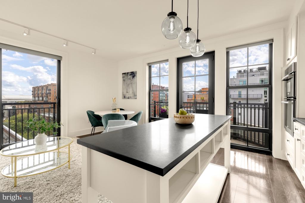 1011 M STREET NW Unit: 703