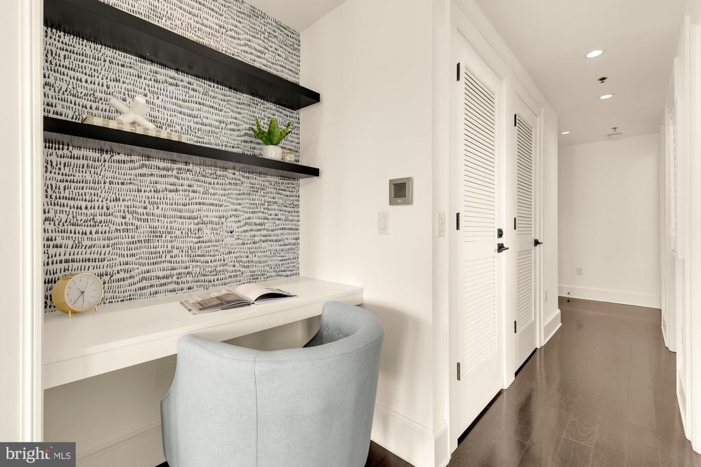 1011 M STREET NW Unit: 703