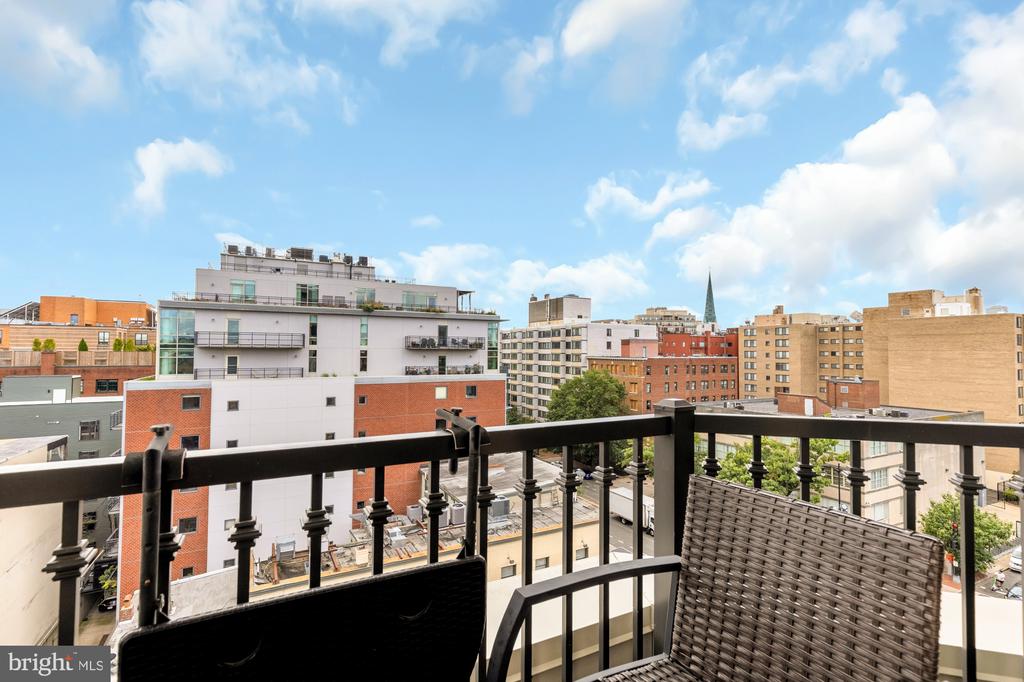 1011 M STREET NW Unit: 703
