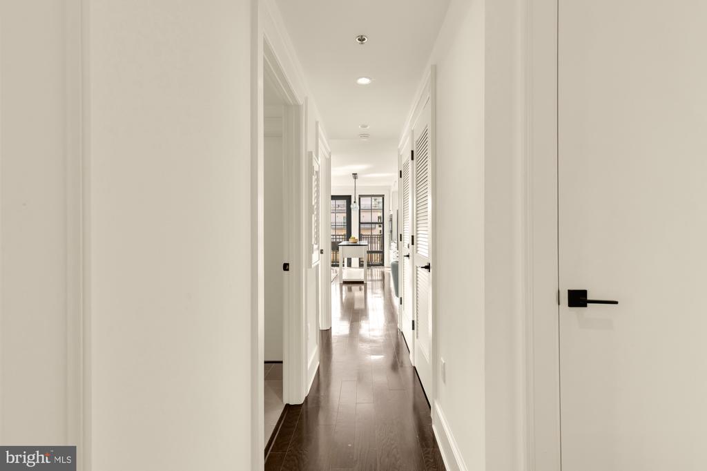 1011 M STREET NW Unit: 703