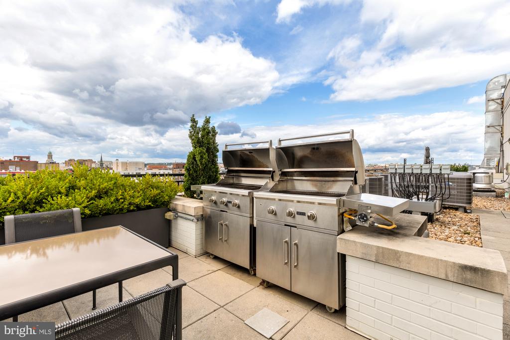 1011 M STREET NW Unit: 703