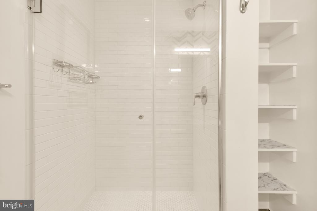 1011 M STREET NW Unit: 703