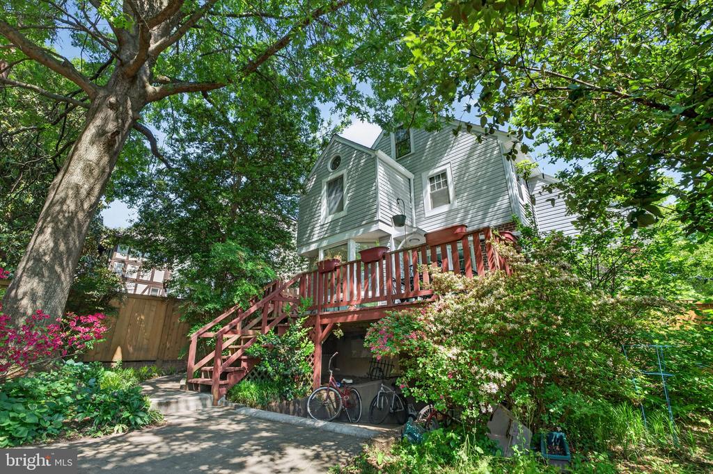 3606 JOCELYN STREET NW