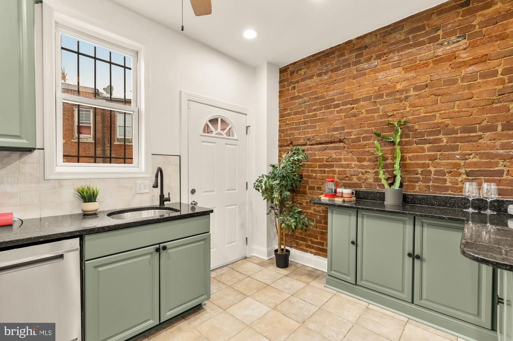 1017 MONROE STREET NW Unit: #2