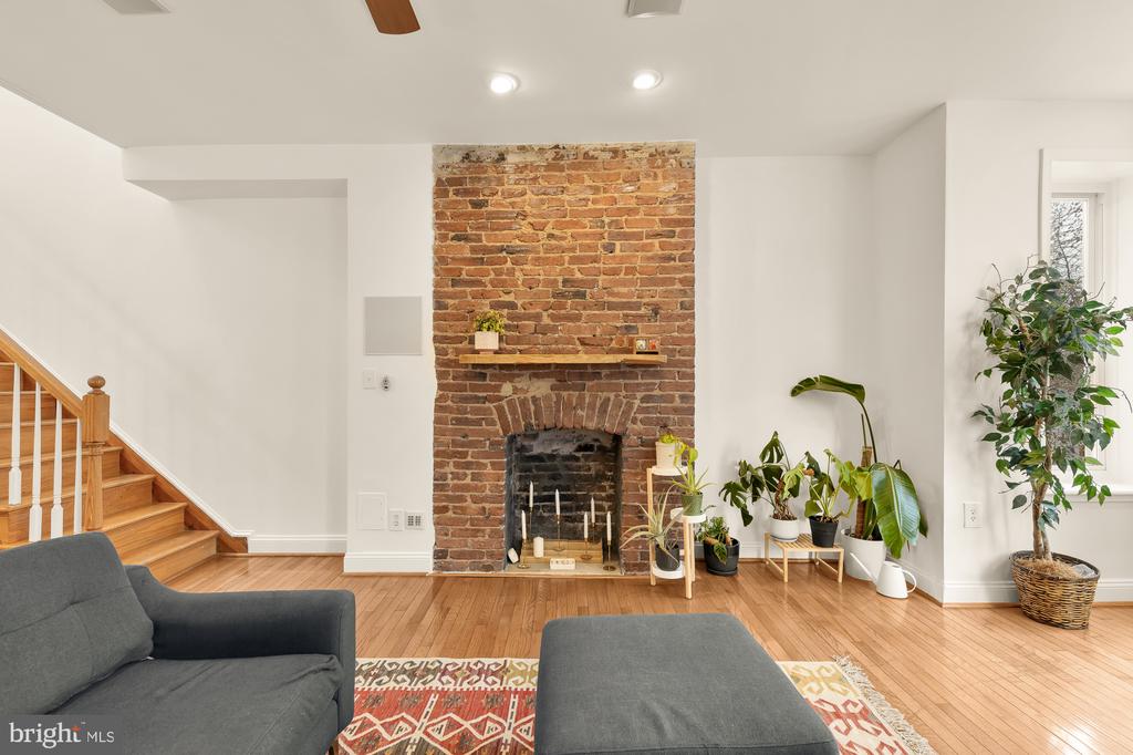 1017 MONROE STREET NW Unit: #2
