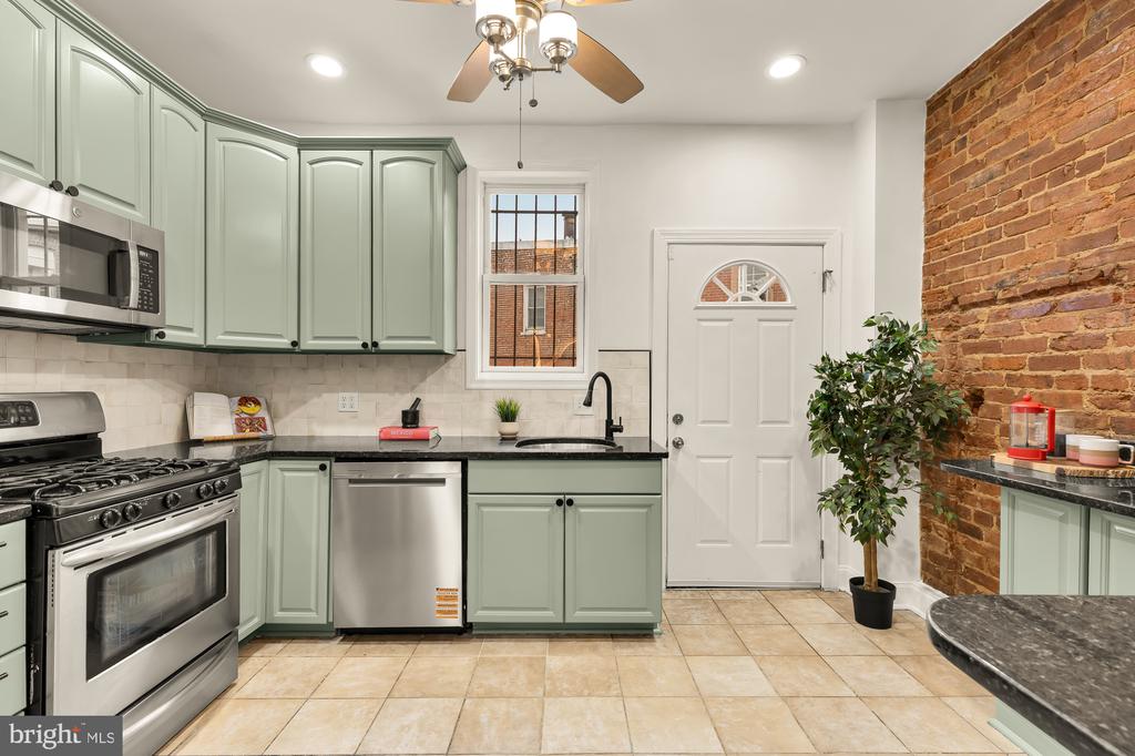 1017 MONROE STREET NW Unit: #2