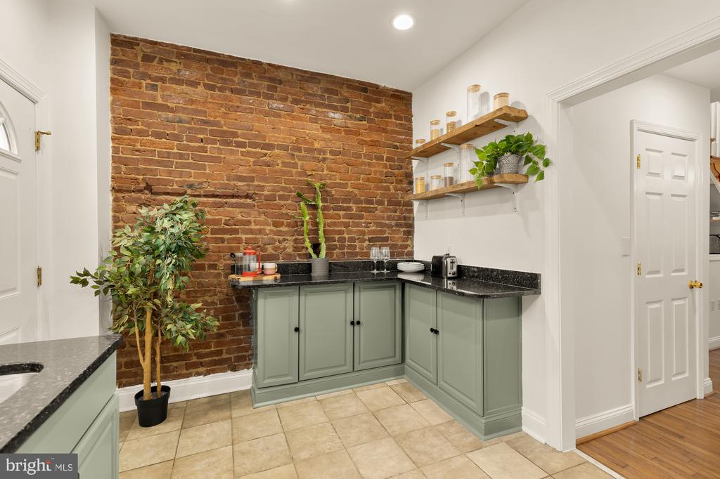 1017 MONROE STREET NW Unit: #2