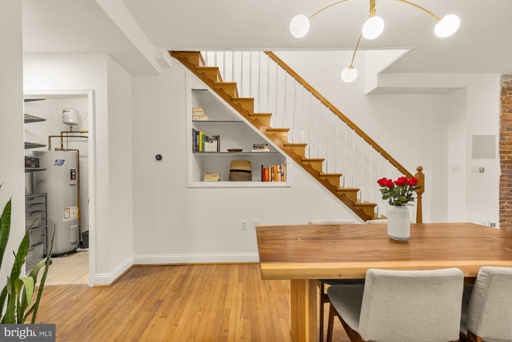 1017 MONROE STREET NW Unit: #2