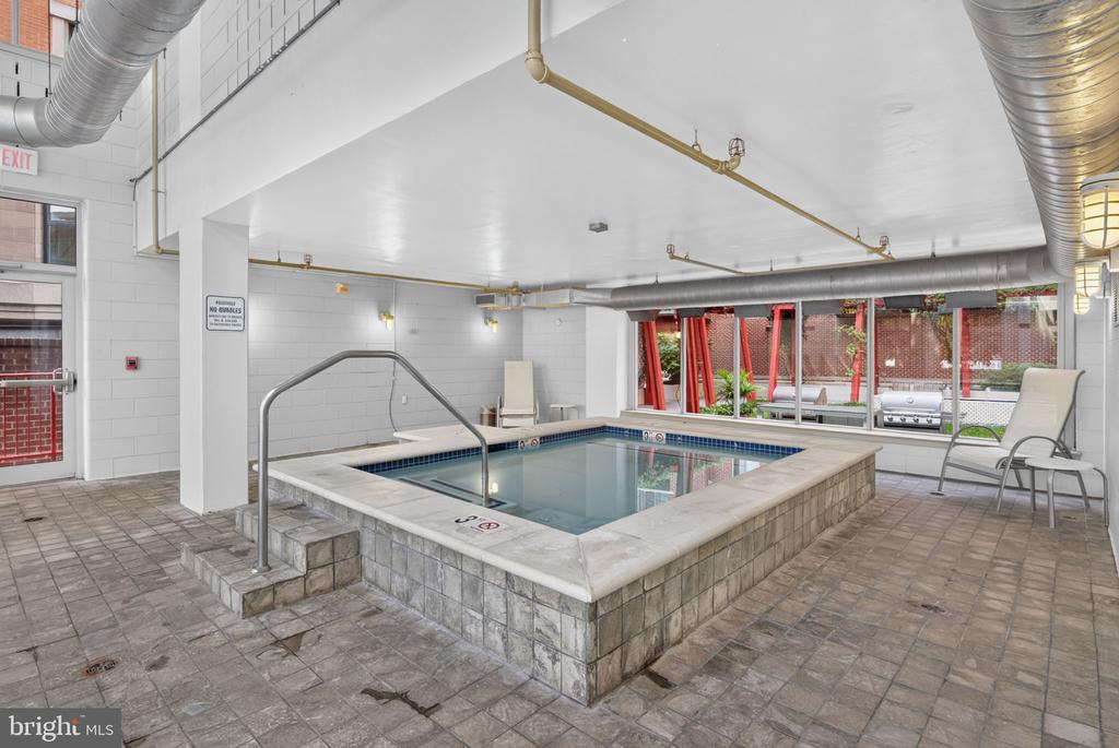 1000 NEW JERSEY AVENUE SE Unit: 1113
