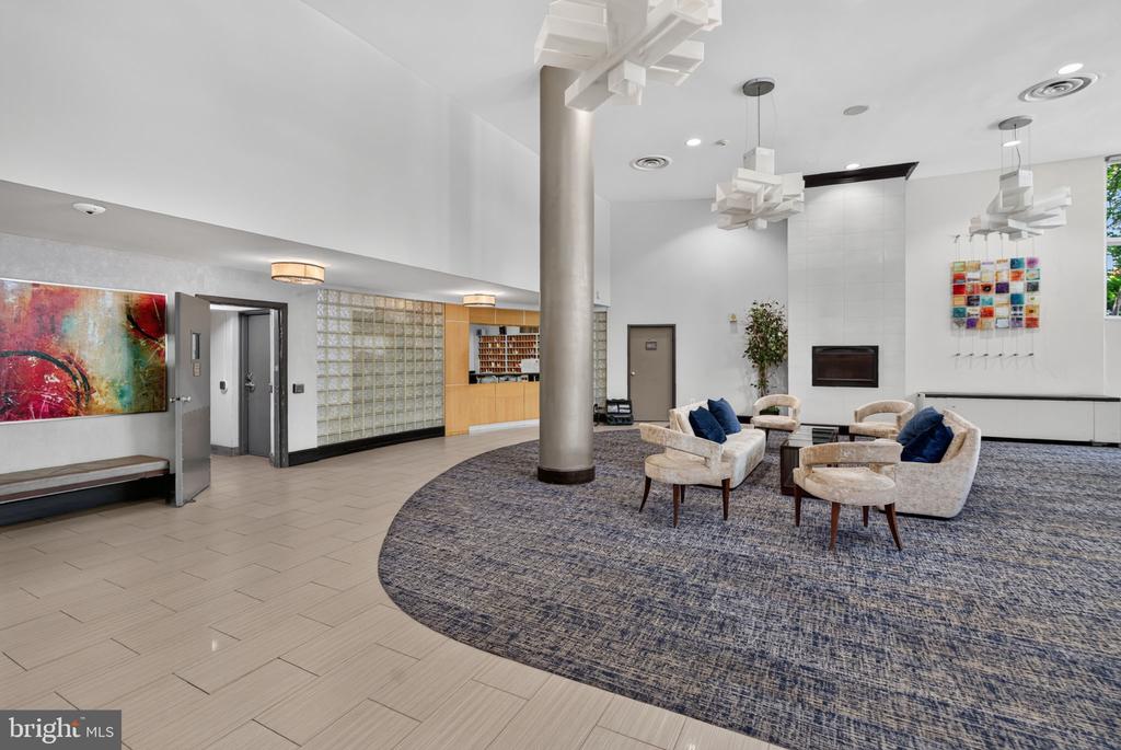 4600 CONNECTICUT AVENUE NW Unit: 717