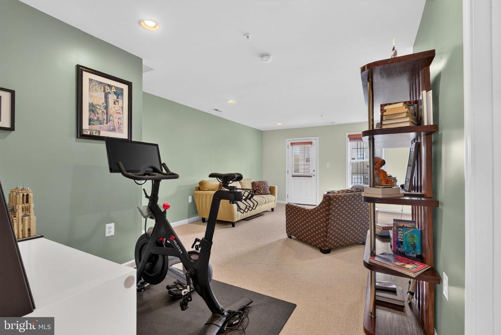 4292 S SOUTH CAPITOL TERRACE SW