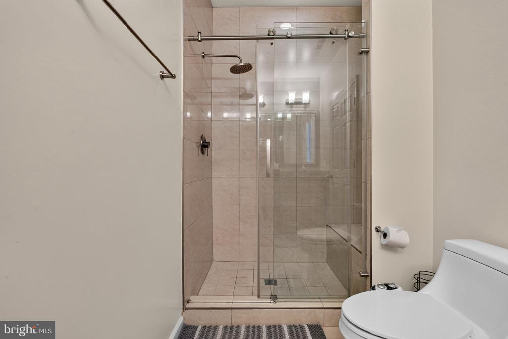 4292 S SOUTH CAPITOL TERRACE SW