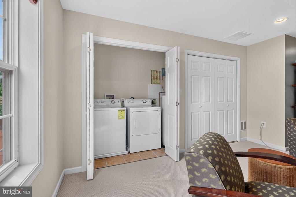 4292 S SOUTH CAPITOL TERRACE SW